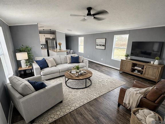 5th image of 521 Blakefield Dr