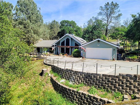 2nd image of 42011 Long Hollow Dr