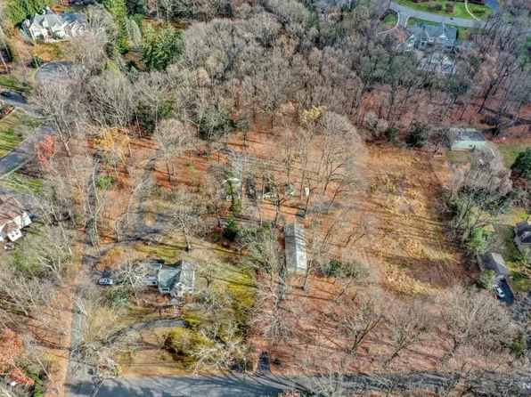 135 Upper Saddle River Rd, Montvale, NJ 07645
