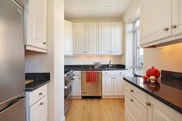 Sold by Corcoran | media 5