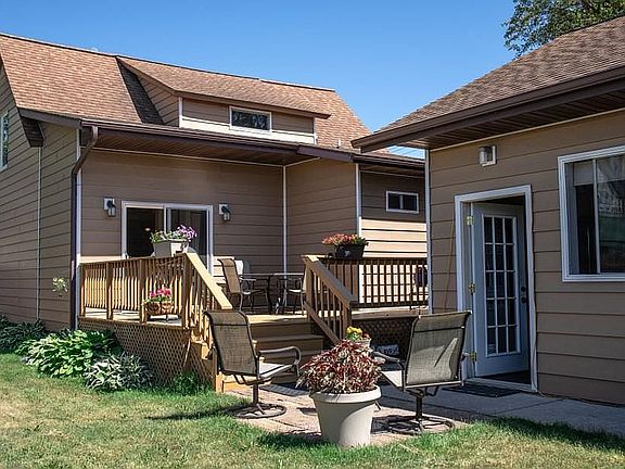 Private Backyard & Patio
