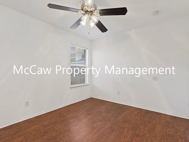 5416 Timber Ridge Dr — Photo 17