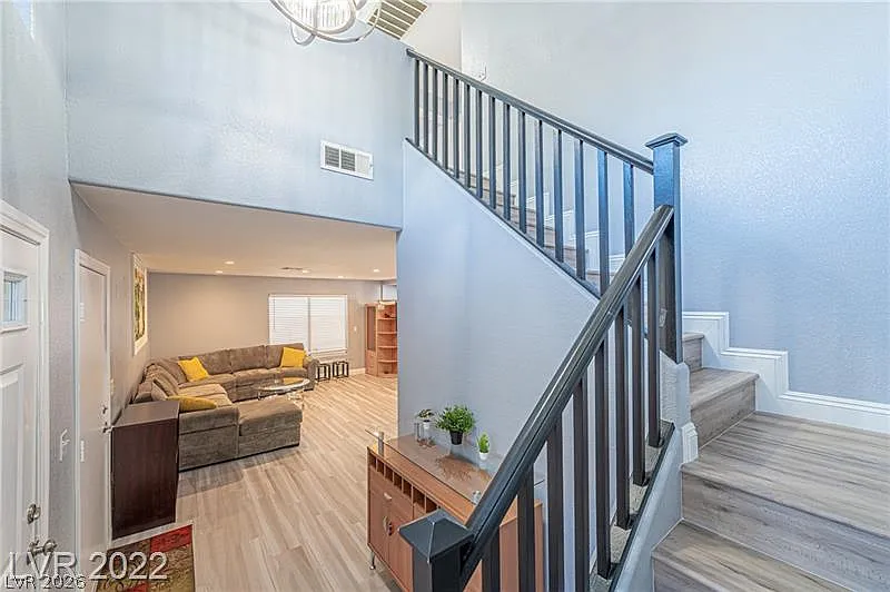 4565 S Bonita Vista St
