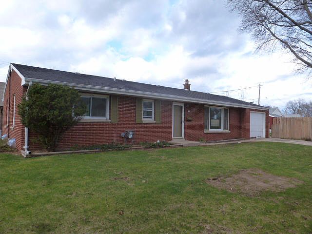 1st image of 700 E Waterford Ave