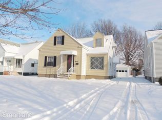 445 E 272nd St, Euclid, OH