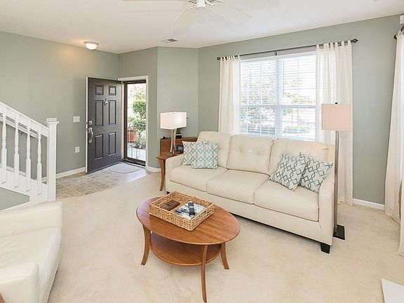 3rd image of 2304 Wessington Dr