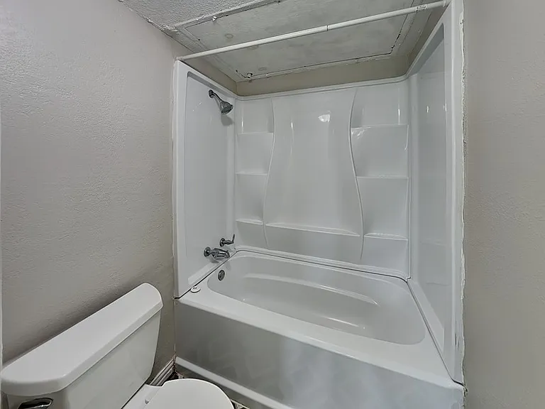 1621 Scottsdale Dr — Photo 11