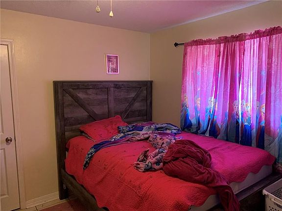 4th image of 4632 ` Lynhuber Dr