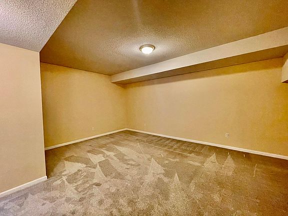 5th image of 1805 Glenn Hendren Dr