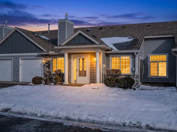 861 Sunrise Dr, Woodbury, MN 55125