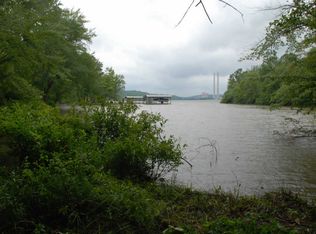 394 Emory River Rd, Harriman, TN 37748