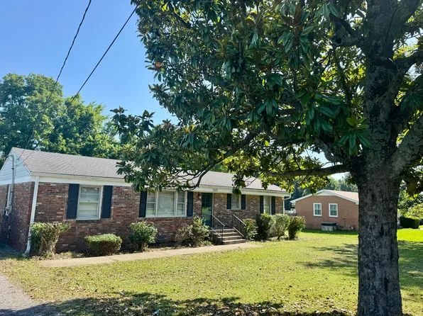 1623 Edgewood Dr, Lebanon, TN 37087