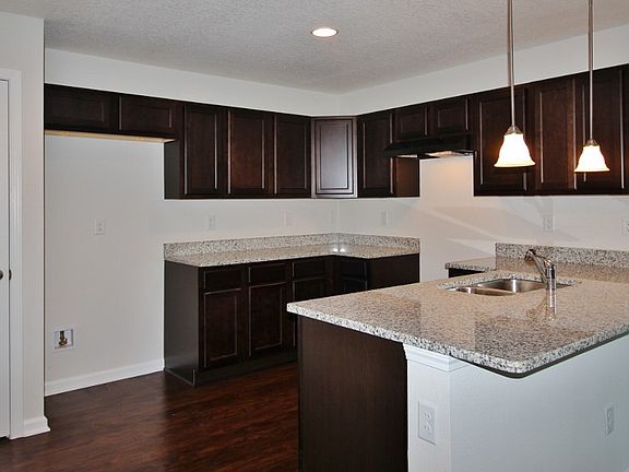 8448 Cocoa Ave., Arlington, 32211