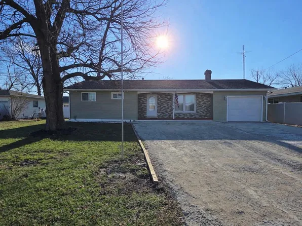 604 E Main St, Coffeen, IL 62017