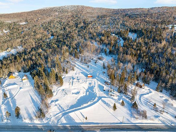 5th image of 848 Diamond Pond Road