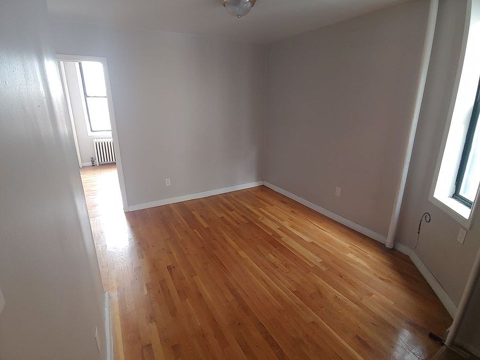 1st image of 139 E 110th St #51A