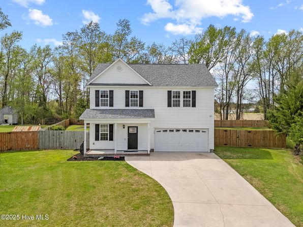 132 Azalea Plantation Boulevard, Maysville, NC 28555