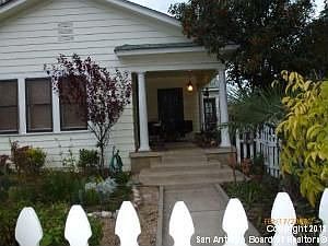 1st image of 307 E Mistletoe Ave