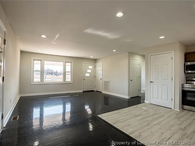 226 Odell Rd — Photo 3