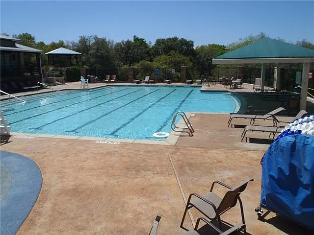 10700 Pointe View Dr — Photo 22