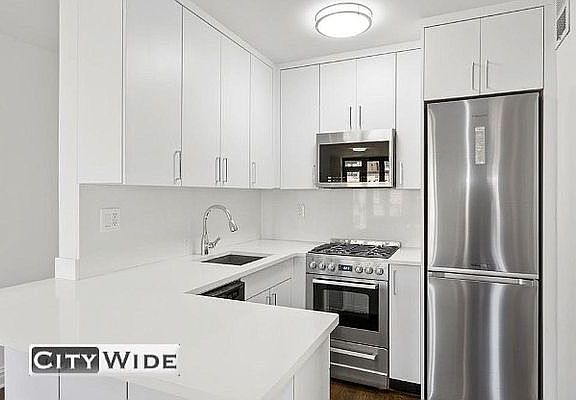 3rd image of 145 E 16th St APT 5J