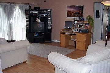 2nd image of 13535 Le Claire Ave APT 95