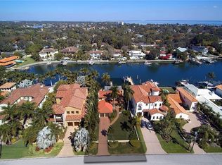 809 Brightwaters Blvd NE, Saint Petersburg, FL 33704
