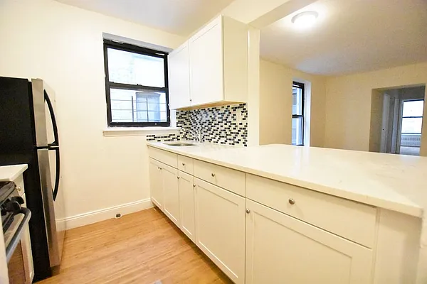 Rented by Bold New York | media 12