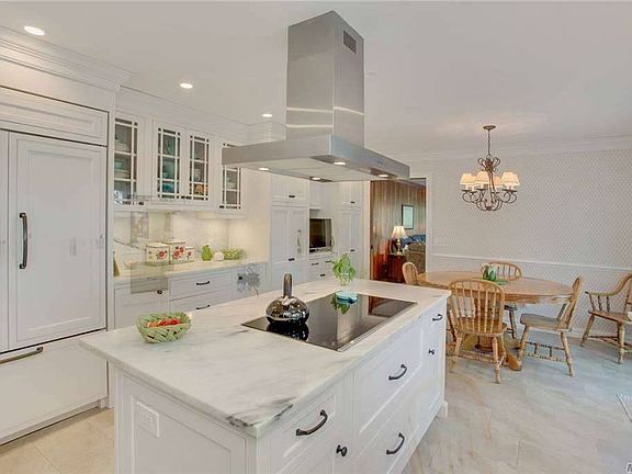 5th image of 7 Great Cove Ln