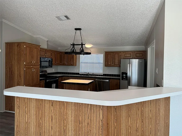 3163 FM 1966 — Photo 6
