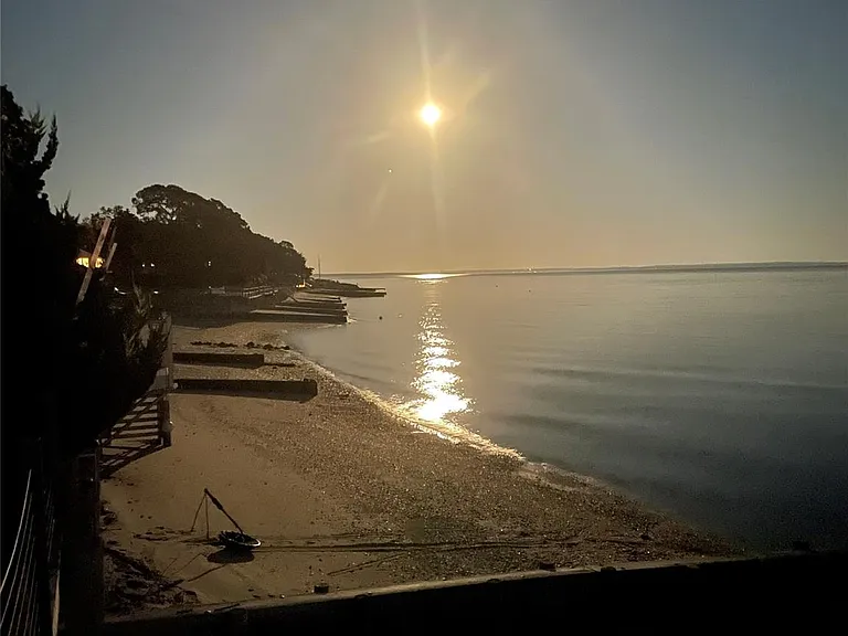 1429 Peconic Bay Blvd — Photo 19