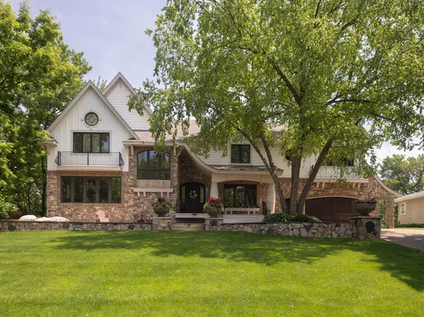 4913 W Sunnyslope Rd, Minneapolis, MN 55424