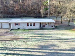 1037 Weakley Creek Rd, Lawrenceburg, TN 38464