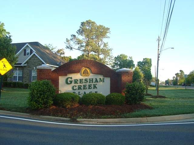2nd image of 103 Jaylon Ct