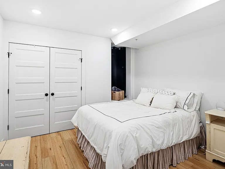 1206 N Orianna St #1 — Photo 12