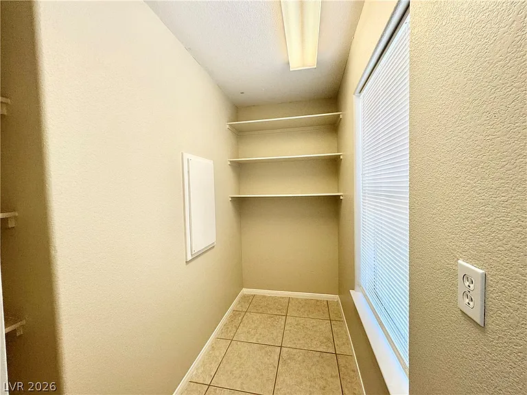 2281 S Zuni Ave — Photo 18