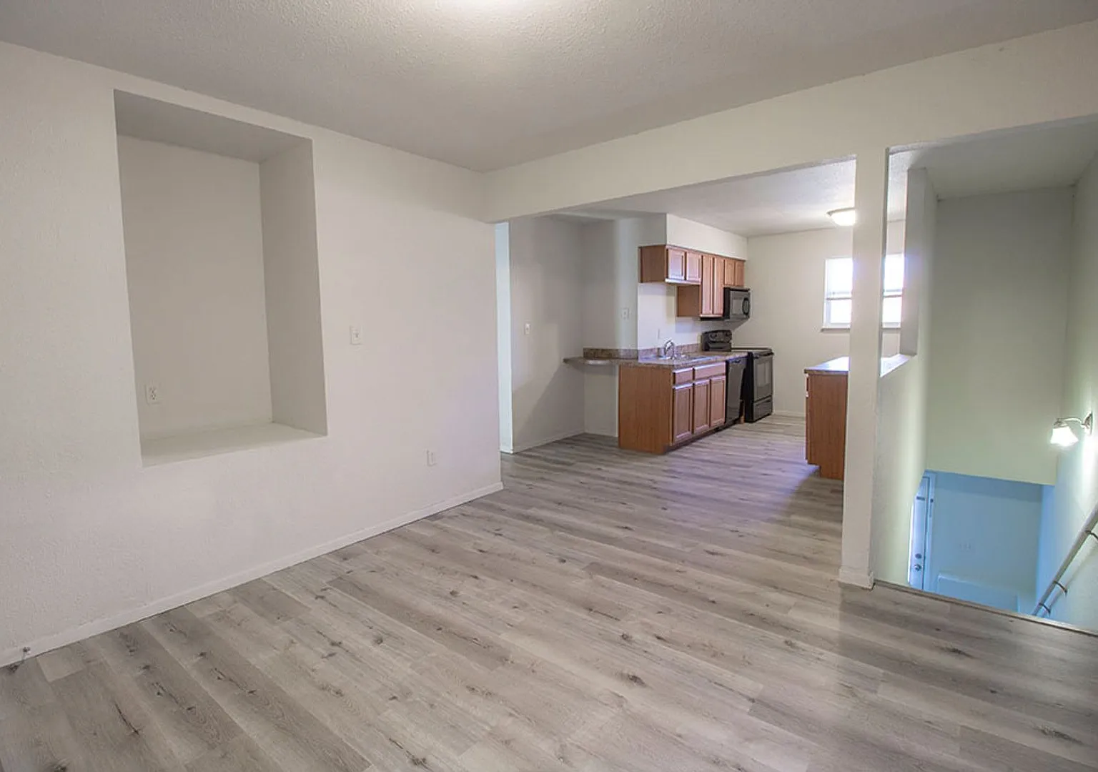 Central 4 bedroom Duplex — Photo 1