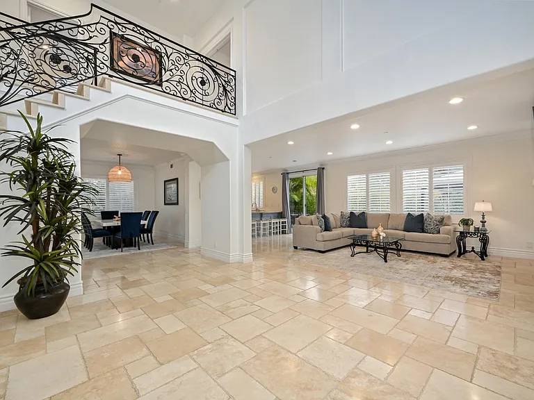 32732 Camaron — Photo 11