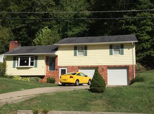 49 Dogwood Rd, Saint Albans, WV 25177