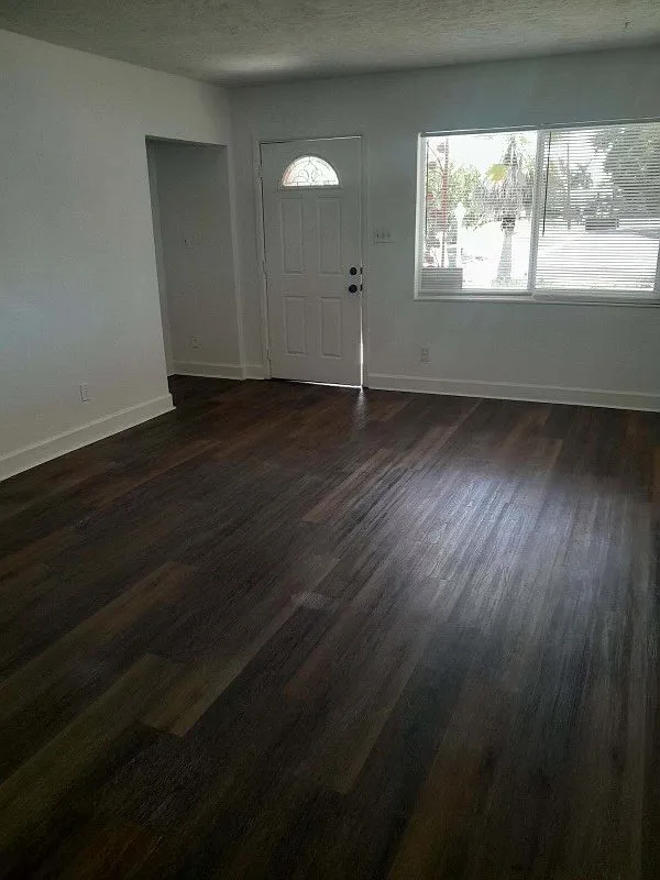 2 bed, 1000 sqft, $2,150 — Photo 3