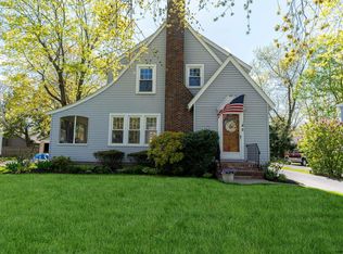 4 Burhans Pl, Delmar, NY 12054