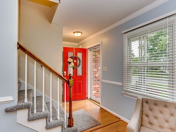5th image of 5 Rivergate Dr
