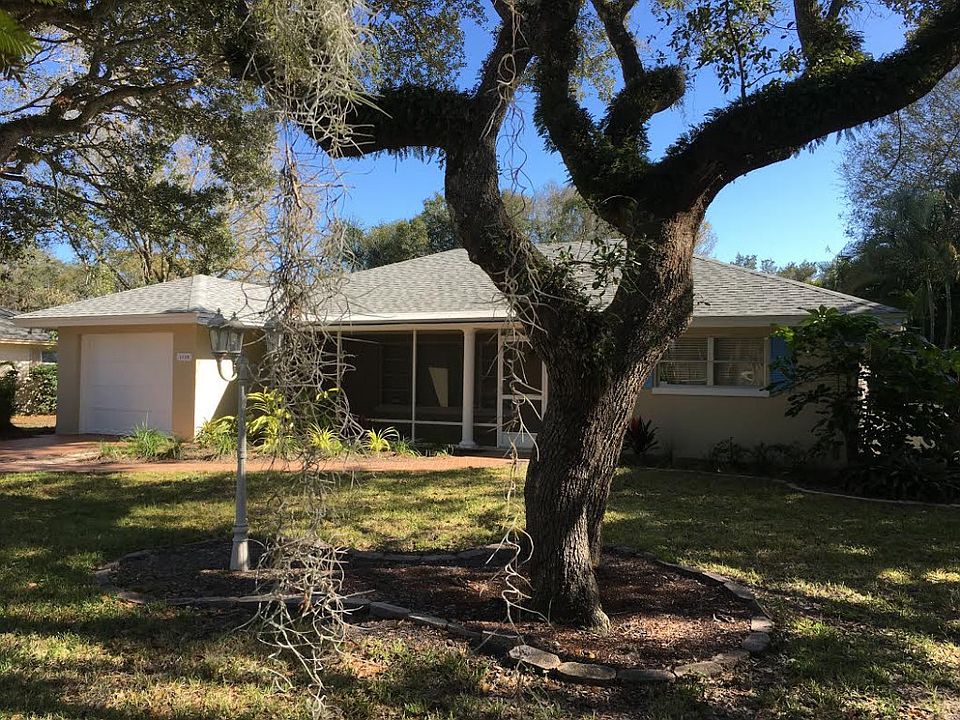 1st image of 2720 Whippoorwill Ln