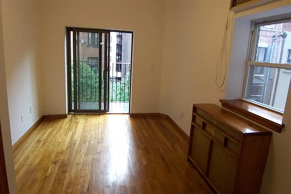 Rented by Susan Finkel, LREB | media 15