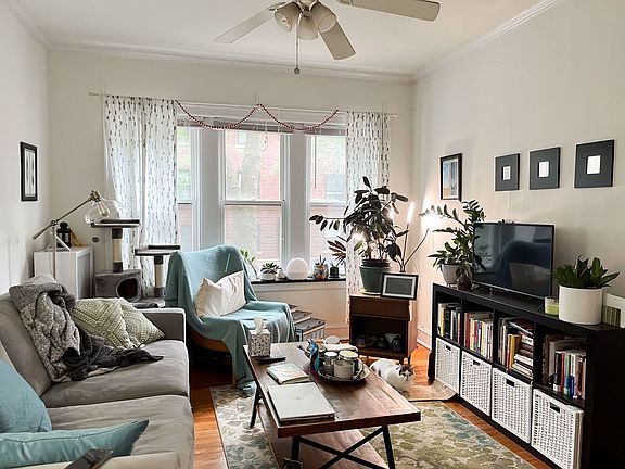 3rd image of 4615-4625 N Leavitt St #4621-1