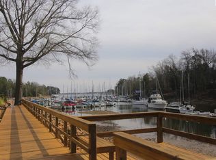 215 Shoreline Dr, Columbia, SC 29212