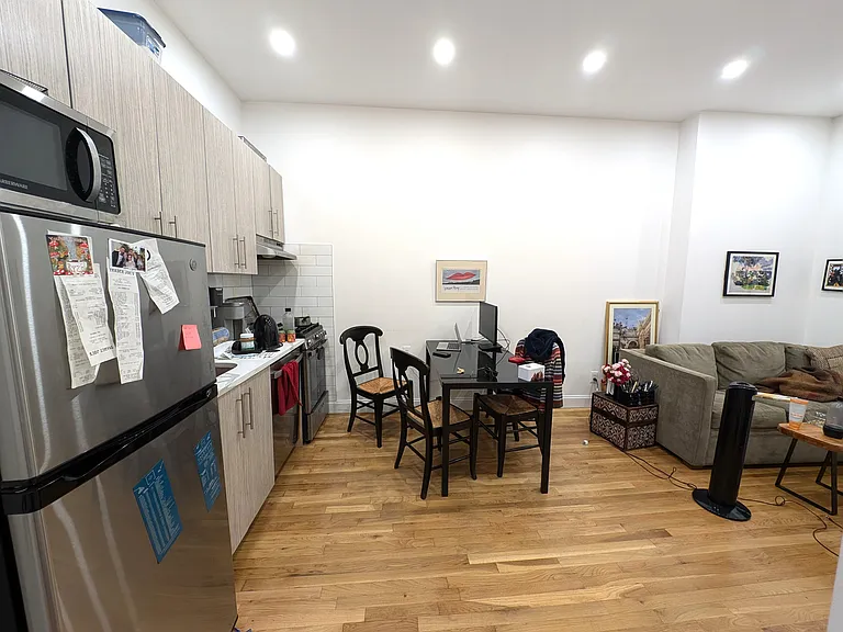 218 E 14th St #4F — Photo 3