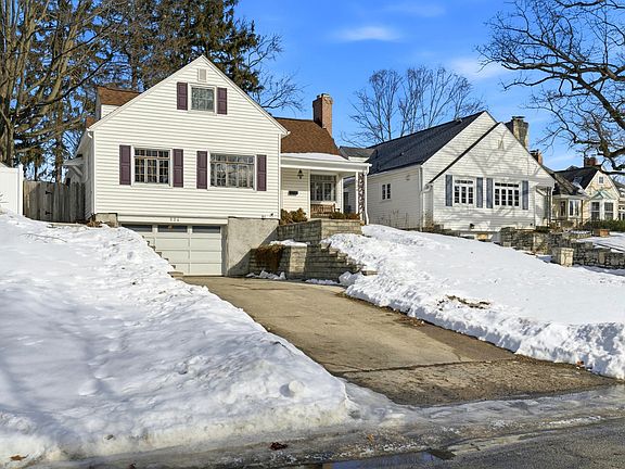 2nd image of 534 Walhalla Rd