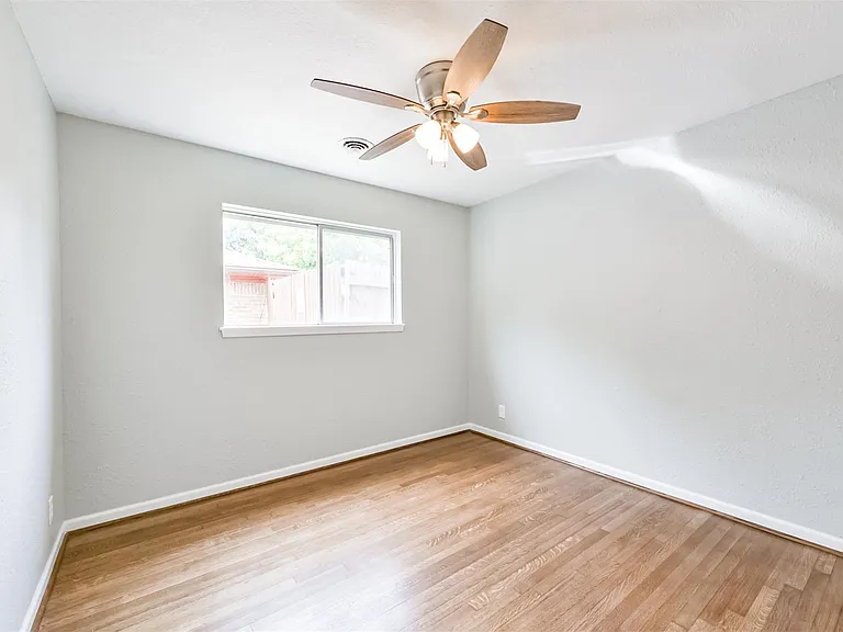 9631 Bundy Ln — Photo 21