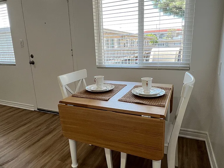Pinecrest Apartments — Photo 7